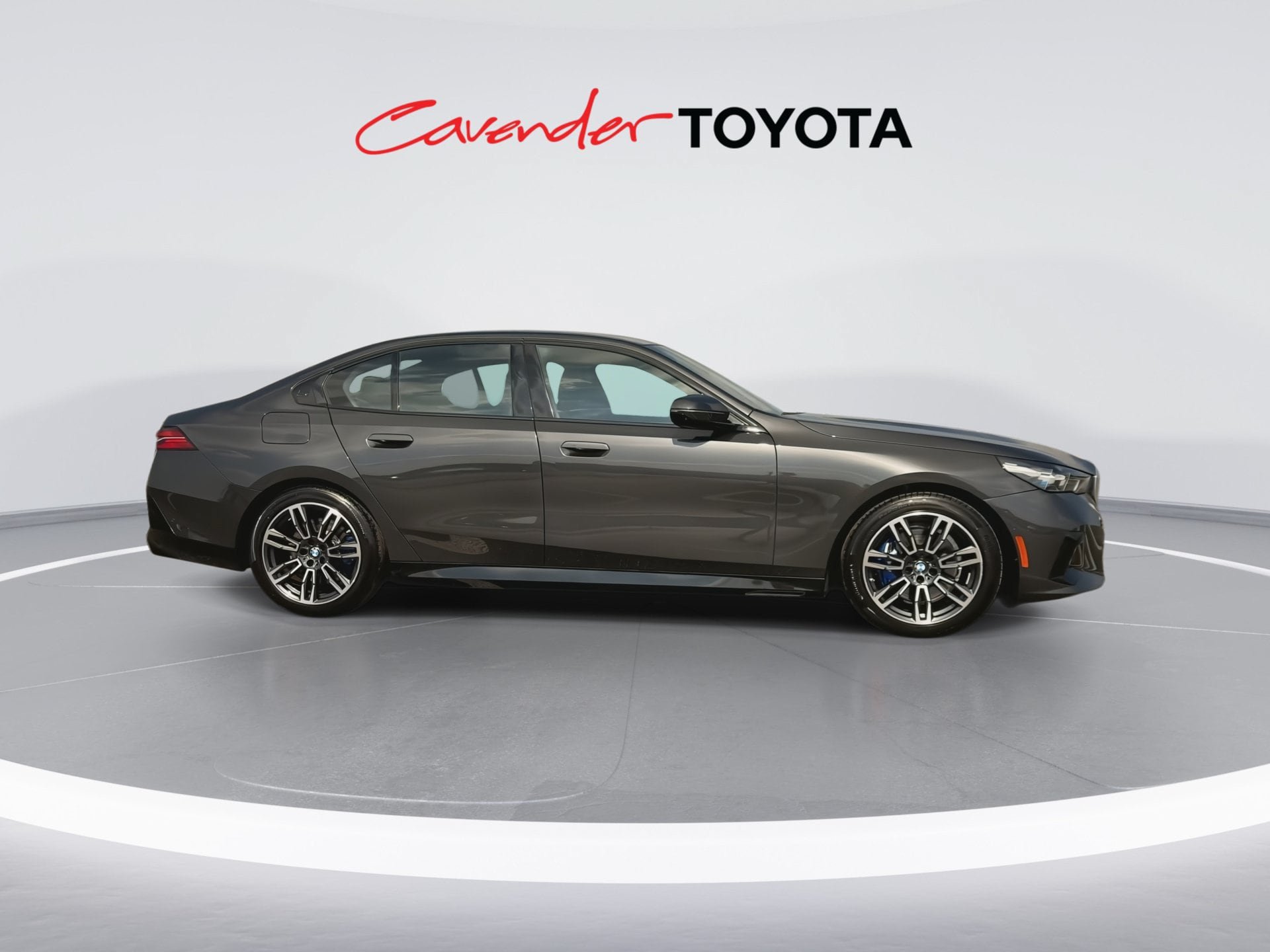 Used 2026 BMW 530i RWD image 9