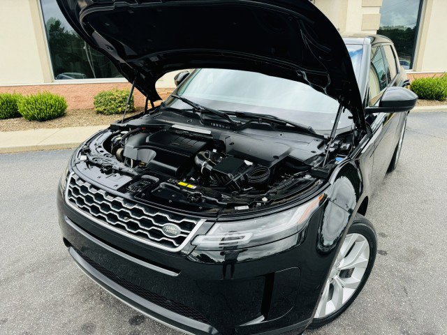 Used 2020 Land Rover Range Rover Evoque SE image 22