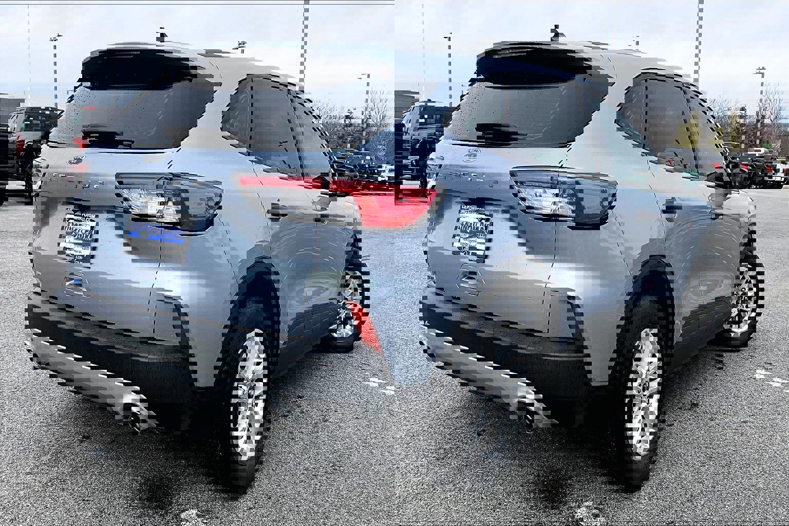 Used 2022 Ford Escape S image 4