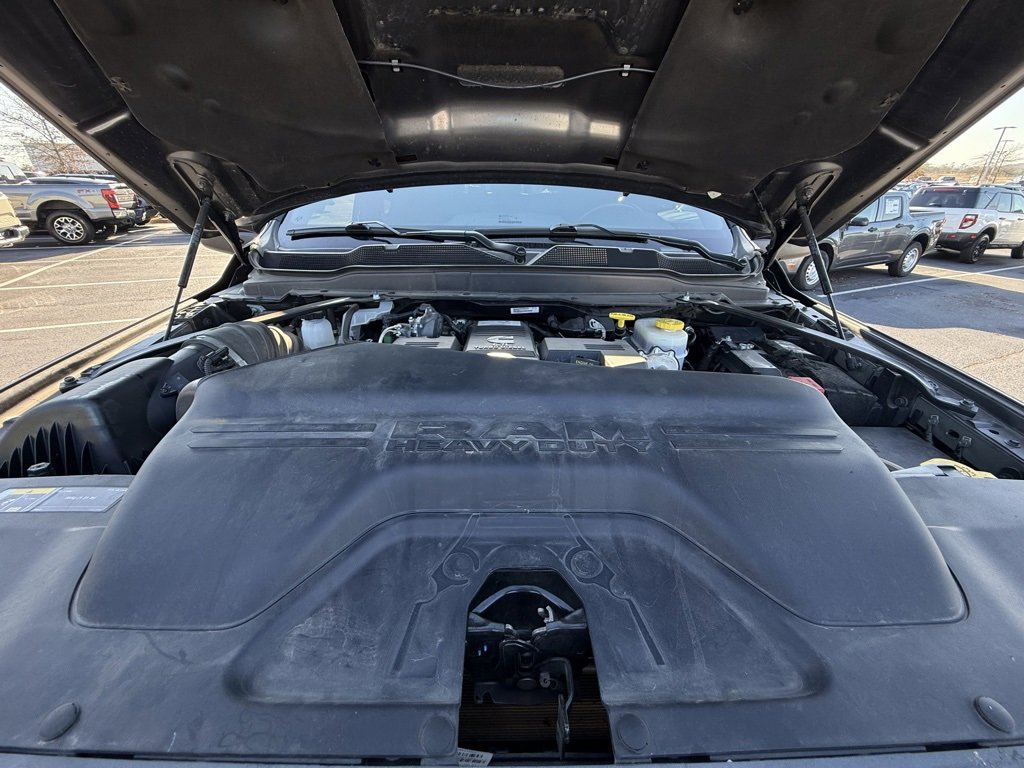 Used 2024 RAM 3500 Laramie w/ Night Edition image 33