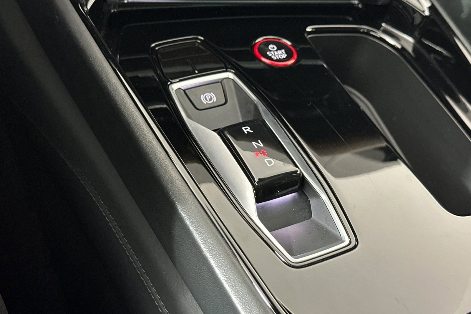 Used 2024 Audi e-tron GT Premium Plus w/ Executive Package image 20