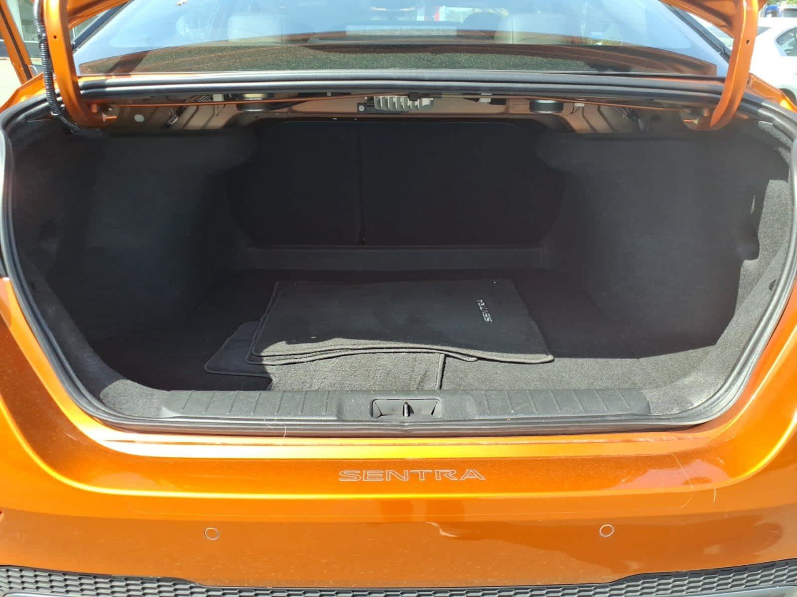 Used 2023 Nissan Sentra SR FWD image 16