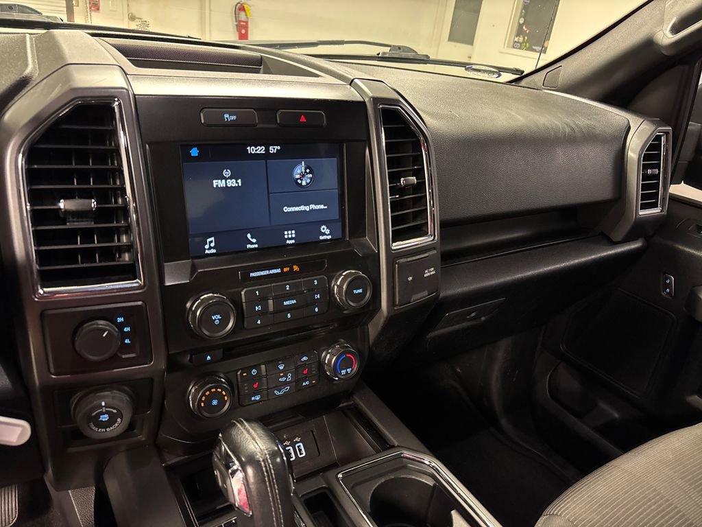 Used 2016 Ford F150 XLT w/ Equipment Group 302A Luxury image 43