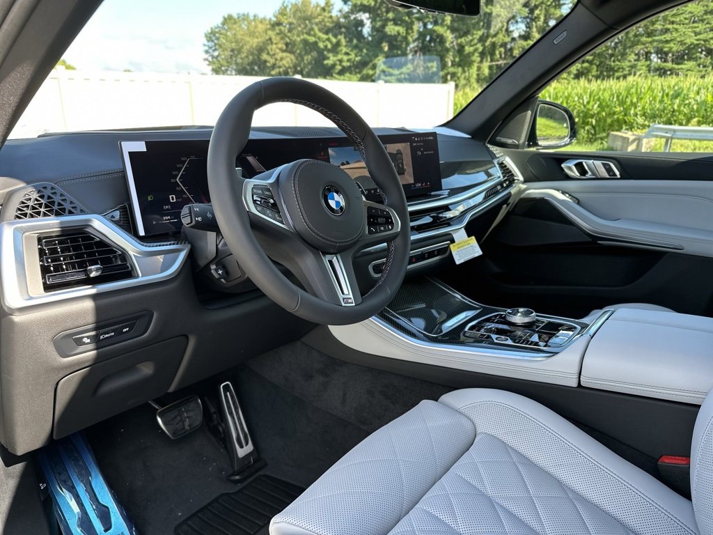 New 2026 BMW X5 M60i image 17
