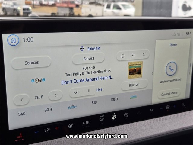 New 2025 Ford Maverick XLT w/ XLT Luxury Package image 16