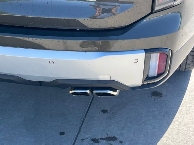 Used 2023 Kia Telluride EX w/ EX Captain's Chair Package image 7