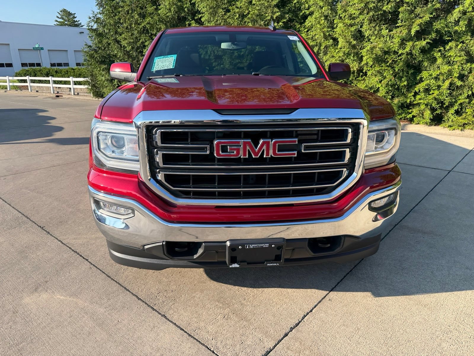 Used 2018 GMC Sierra 1500 SLE w/ SLE Value Package AWD/4WD image 6