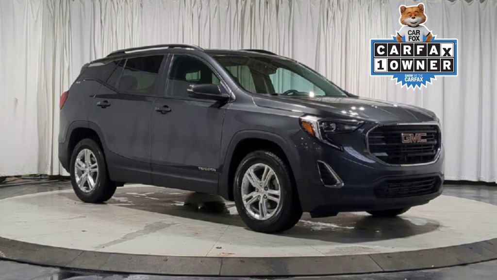 Used 2021 GMC Terrain SLE w/ Driver Convenience Package image 2