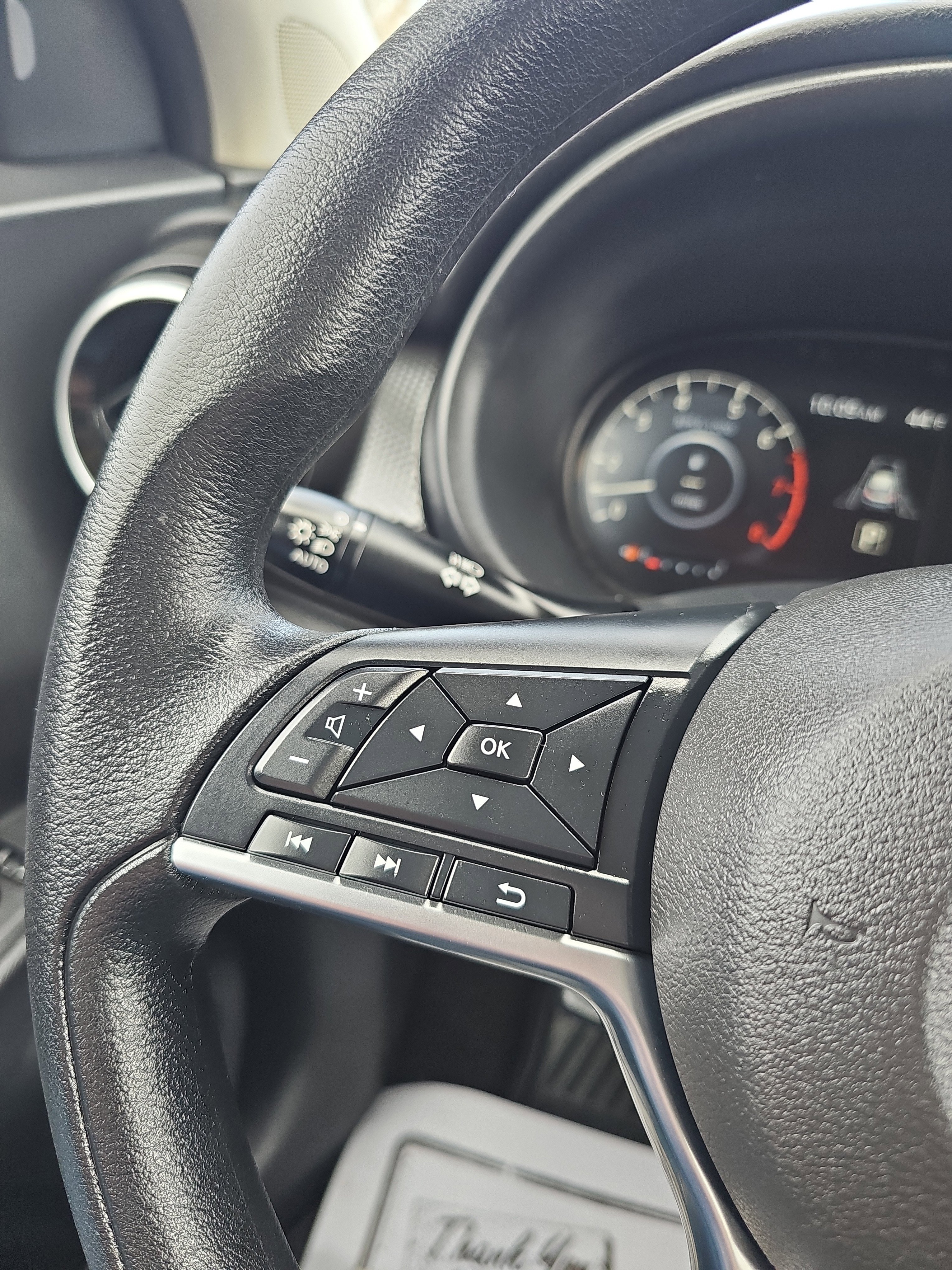 Used 2024 Nissan Kicks SV w/ Exterior Package image 23