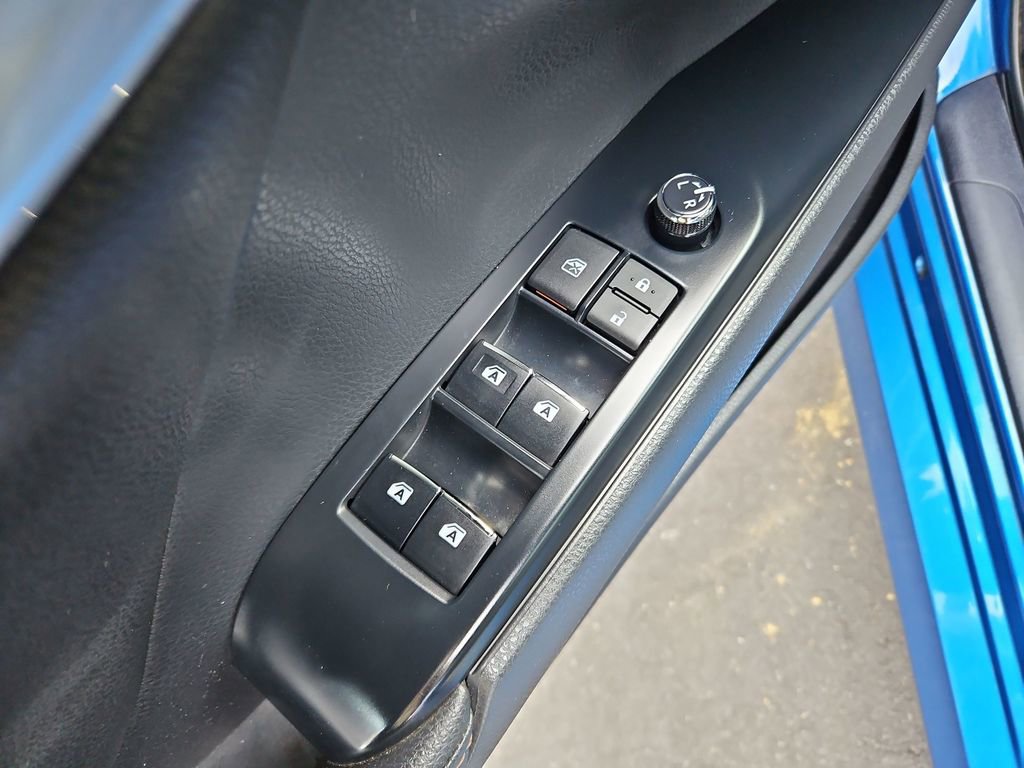 Used 2020 Toyota Camry XLE image 29