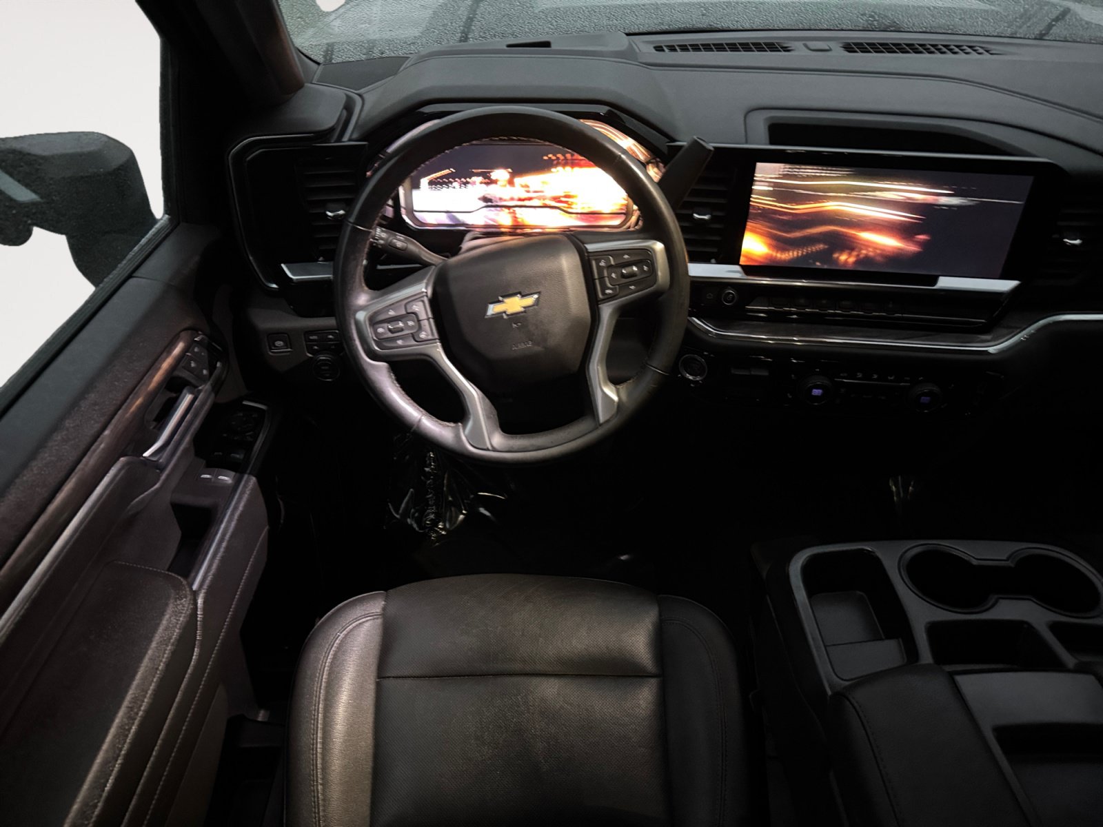 Used 2024 Chevrolet Silverado 2500 LTZ AWD/4WD image 10