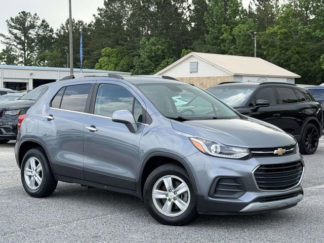 Used 2019 Chevrolet Trax LT w/ LT Convenience Package FWD image 2