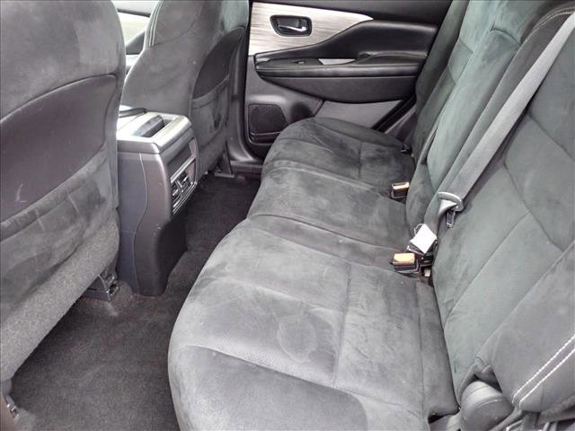 Used 2017 Nissan Murano S image 9