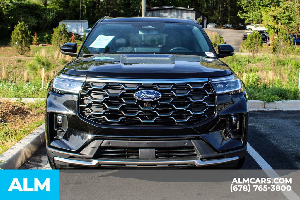 Used 2025 Ford Explorer Platinum w/ LUX Leather Package AWD/4WD image 9