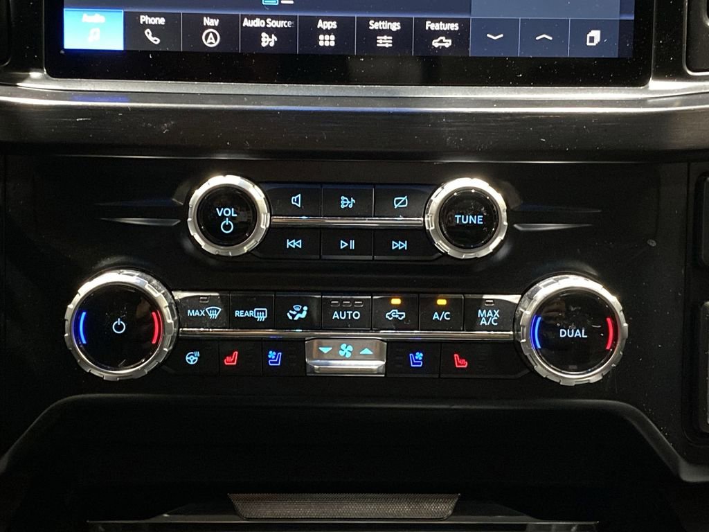 Used 2023 Ford F350 Lariat w/ Lariat Ultimate Package image 8
