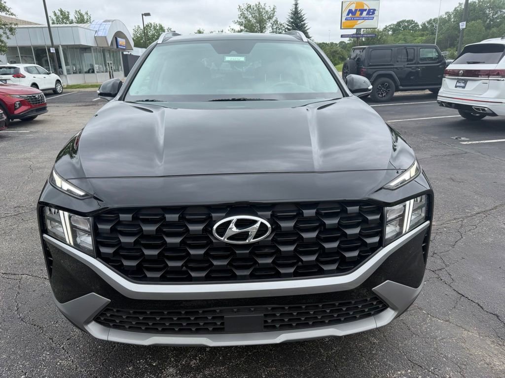 Used 2023 Hyundai Santa Fe SEL w/ Cargo Package AWD/4WD image 2