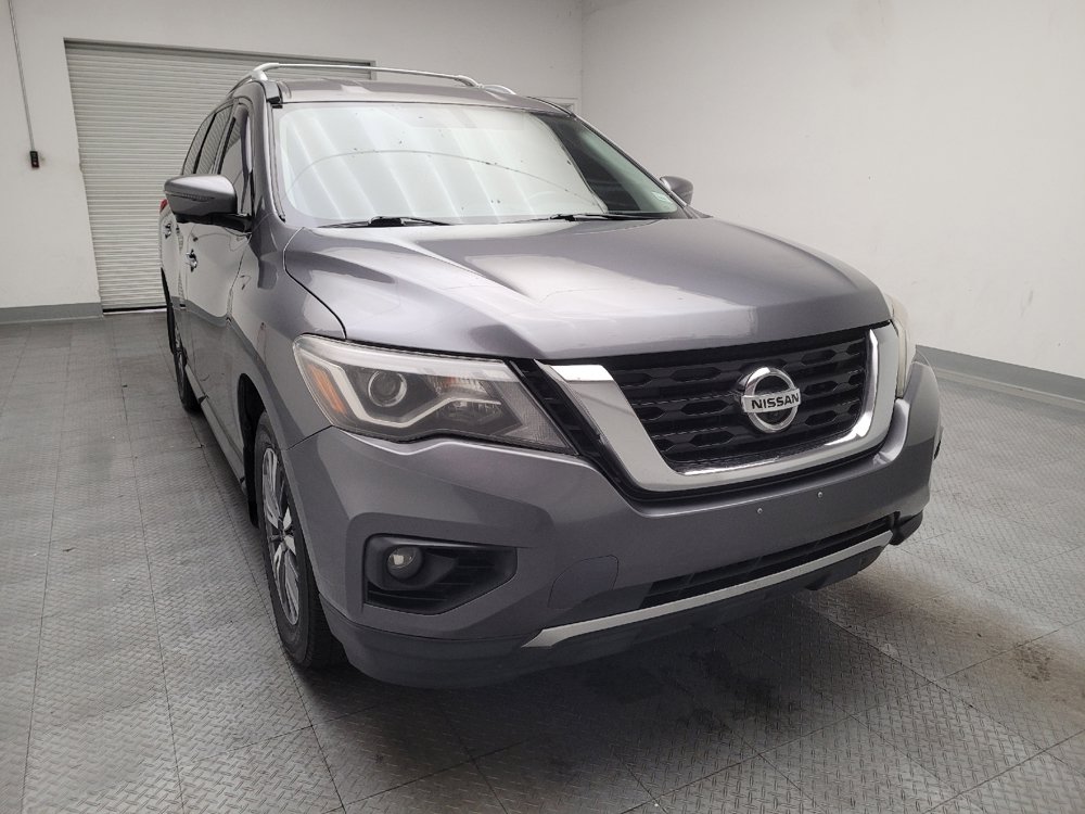 Used 2019 Nissan Pathfinder SL w/ Cargo Package FWD image 14
