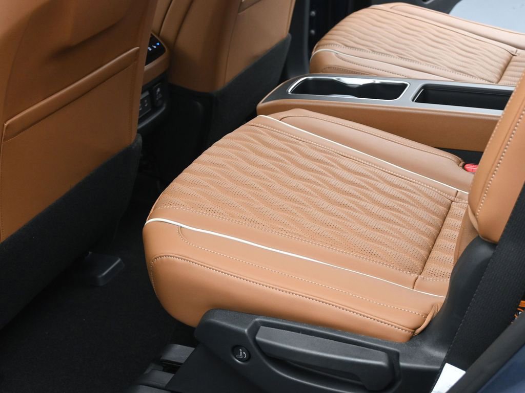 New 2026 INFINITI QX60 Autograph w/ Dark Cargo Package image 14