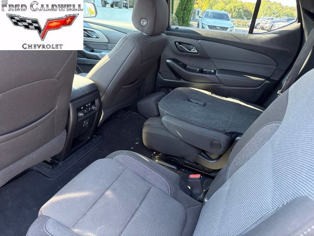 Used 2023 Chevrolet Traverse LT FWD image 8