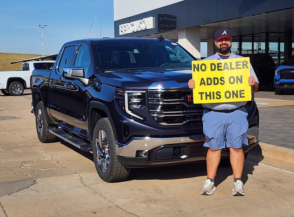 New 2026 GMC Sierra 1500 SLT image 1