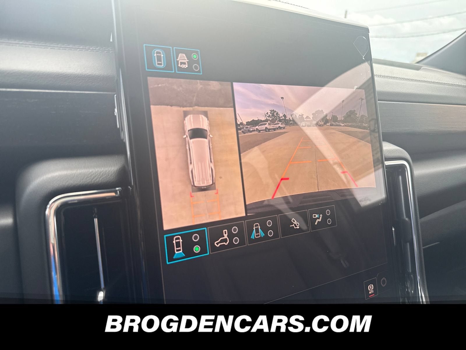 New 2026 GMC Yukon XL Denali w/ Advanced Technology Package AWD/4WD image 6