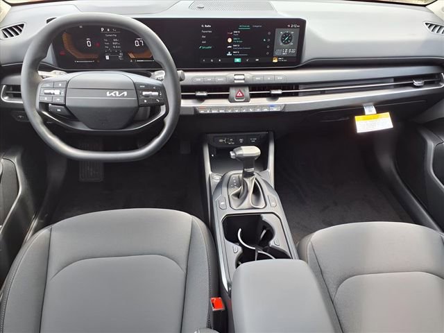 New 2025 Kia K4 LXS image 6