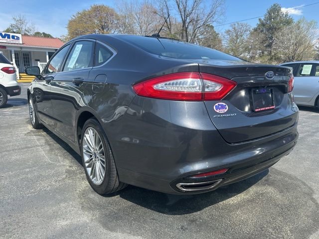 Used 2015 Ford Fusion SE w/ Equipment Group 202A image 5