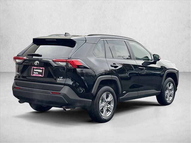 New 2025 Toyota RAV4 LE image 5
