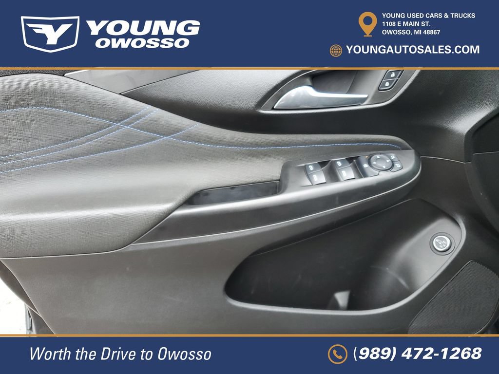 Used 2025 Buick Envista Sport Touring w/ Experience Buick Package FWD image 23
