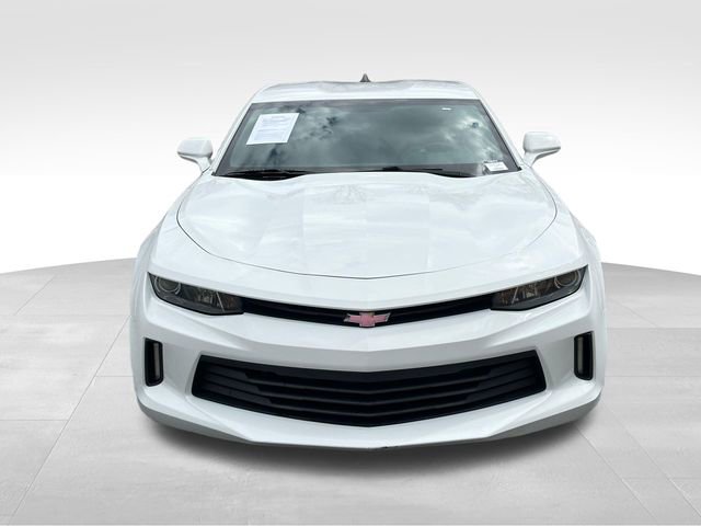 Used 2018 Chevrolet Camaro LT image 8
