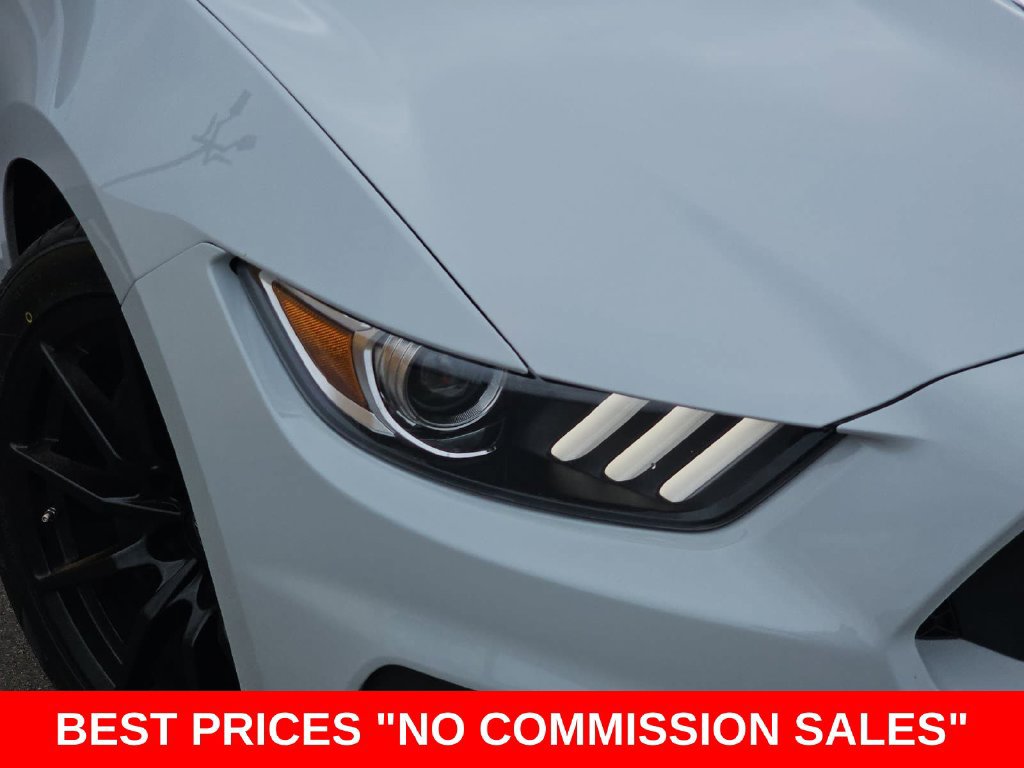 Used 2016 Ford Mustang Shelby GT350 RWD image 33