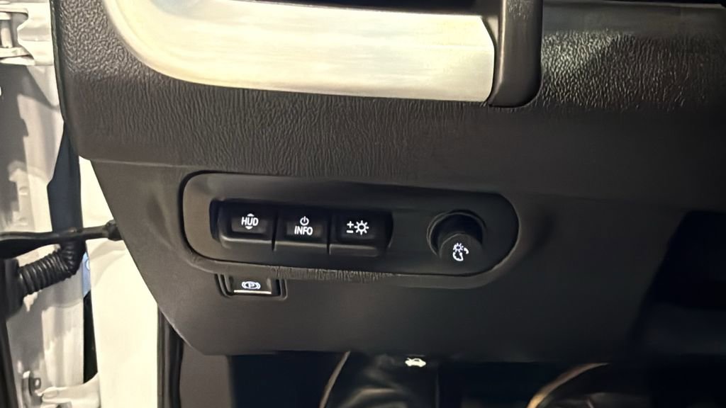 Used 2022 GMC Terrain SLT w/ Infotainment Package II image 35