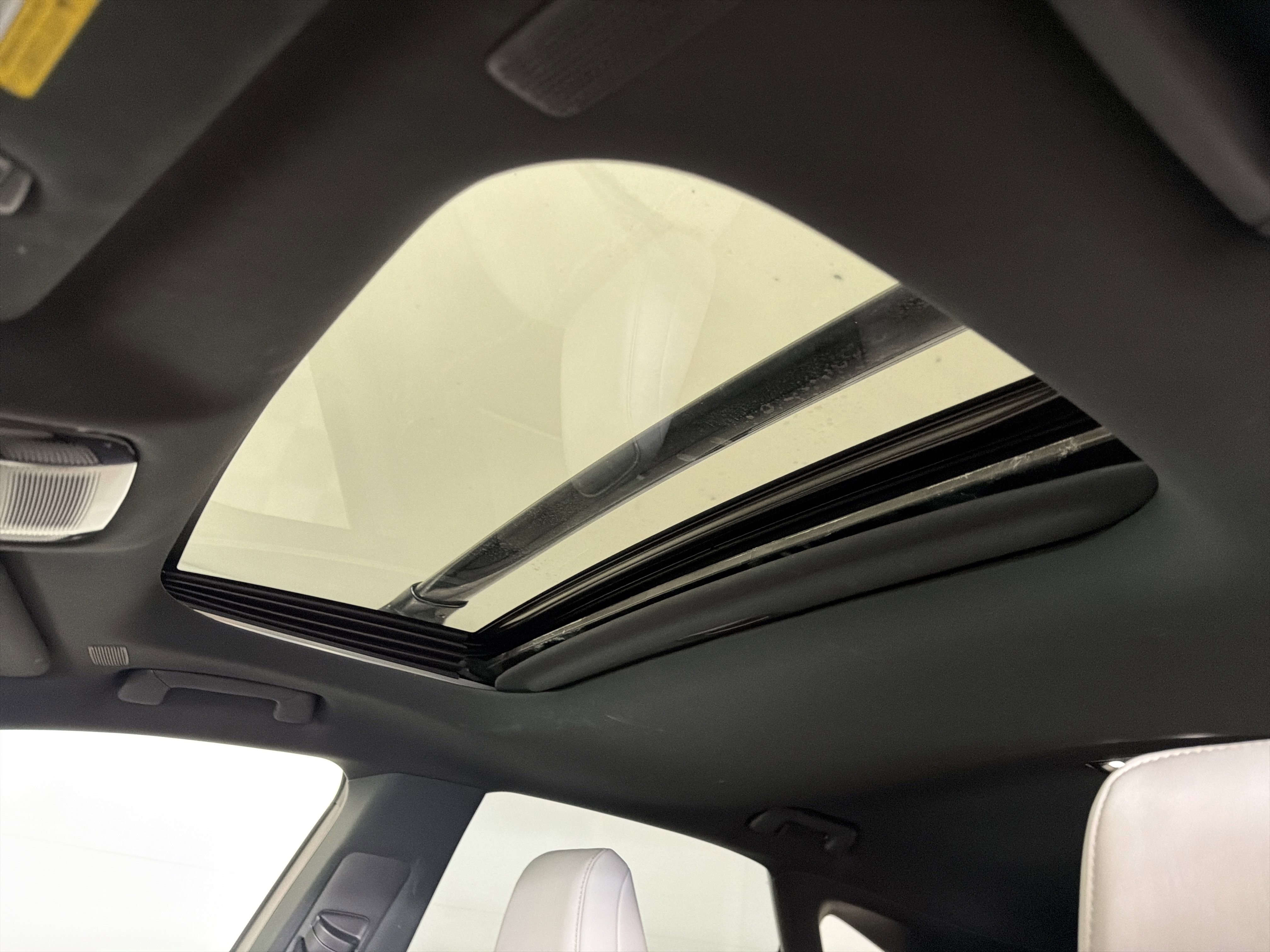 Used 2025 Lexus RX 350 w/ Convenience Package image 16