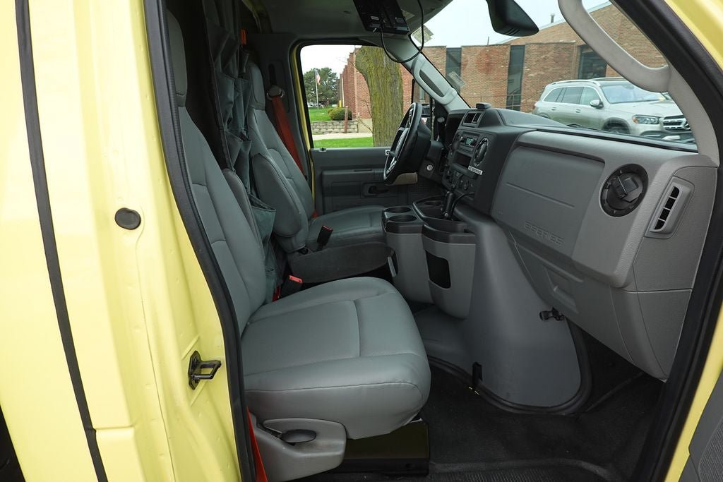 Used 2021 Ford E-450 and Econoline 450 Super Duty RWD image 22