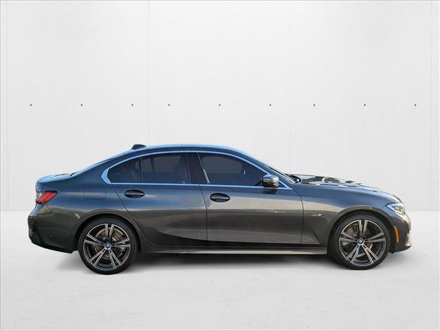 Used 2022 BMW 330e w/ Driving Assistance Package image 4