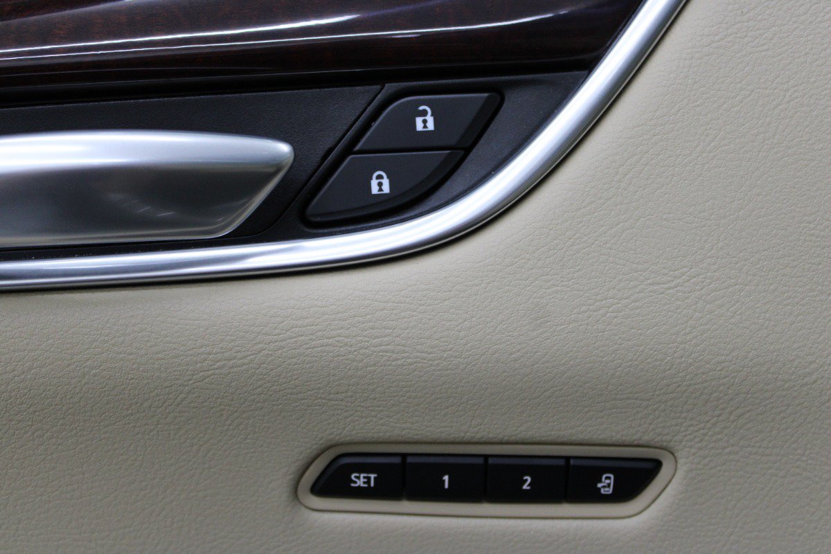 Used 2019 Cadillac XT5 Luxury FWD image 18