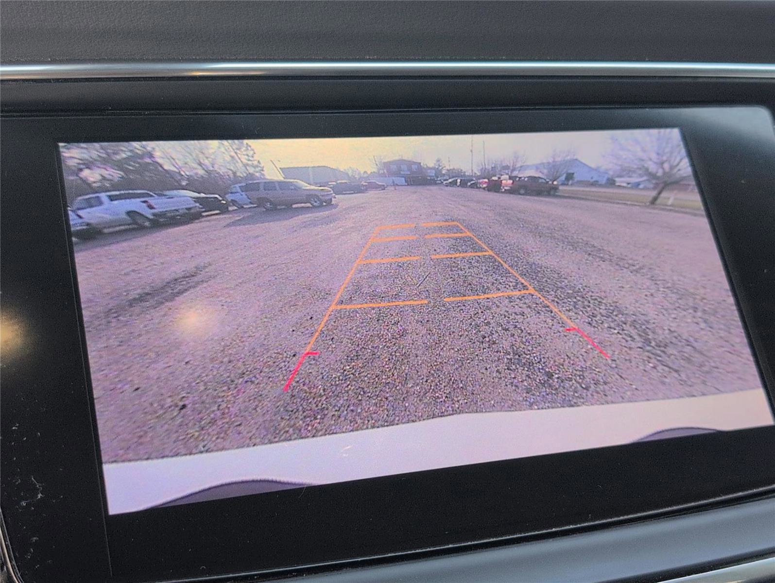 Used 2020 Buick Enclave Essence image 20