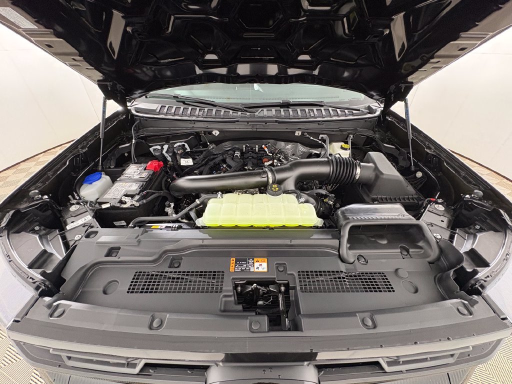 New 2027 Ford Expedition Active RWD image 32