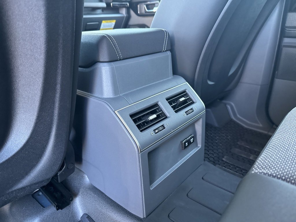 Used 2024 INEOS Grenadier Base image 30