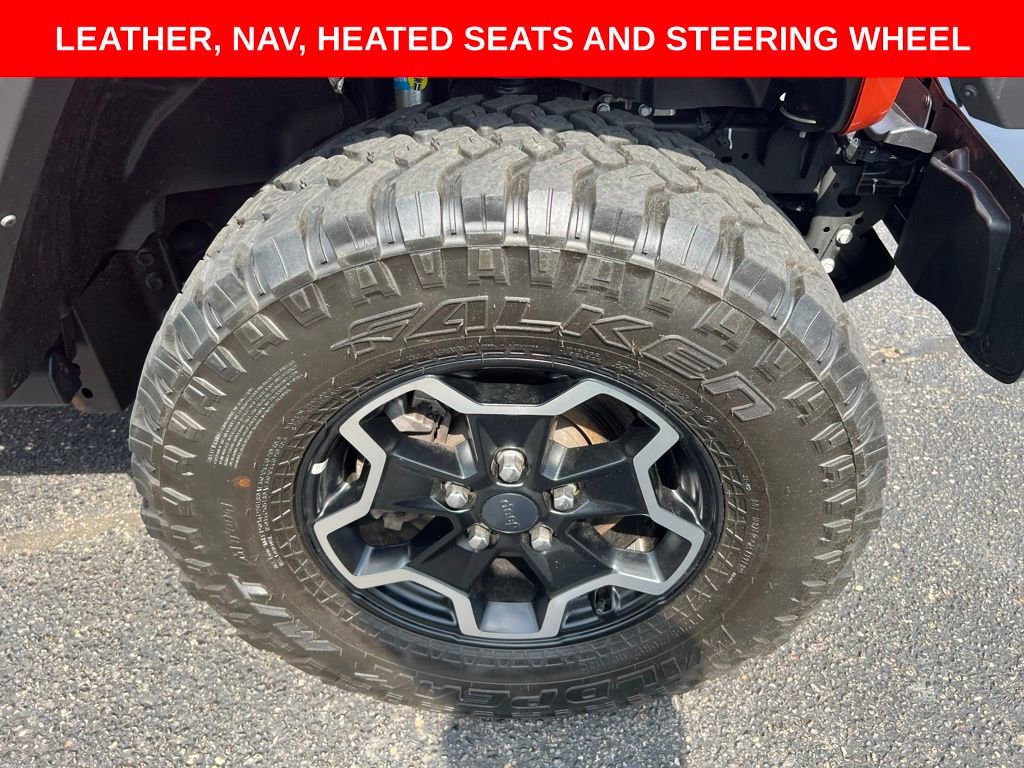 Used 2023 Jeep Gladiator Rubicon w/ Cold Weather Group AWD/4WD image 13