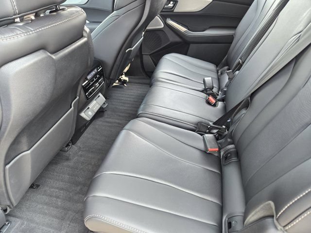Certified 2026 Acura MDX w/ Technology Package FWD image 29