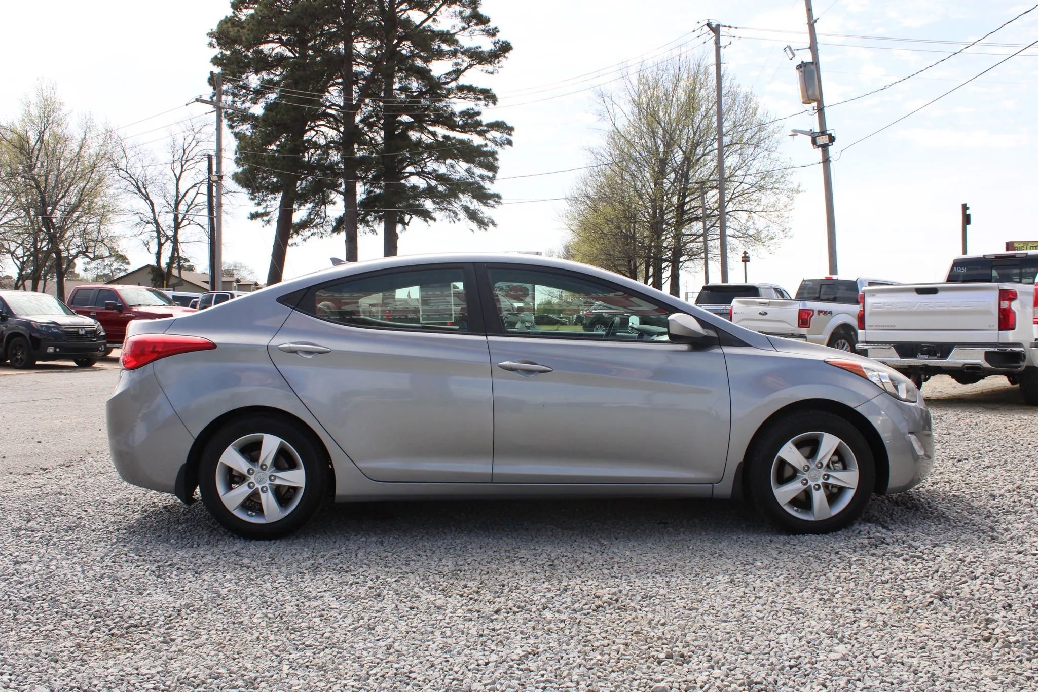 Used 2013 Hyundai Elantra GLS w/ Preferred Pkg FWD image 6