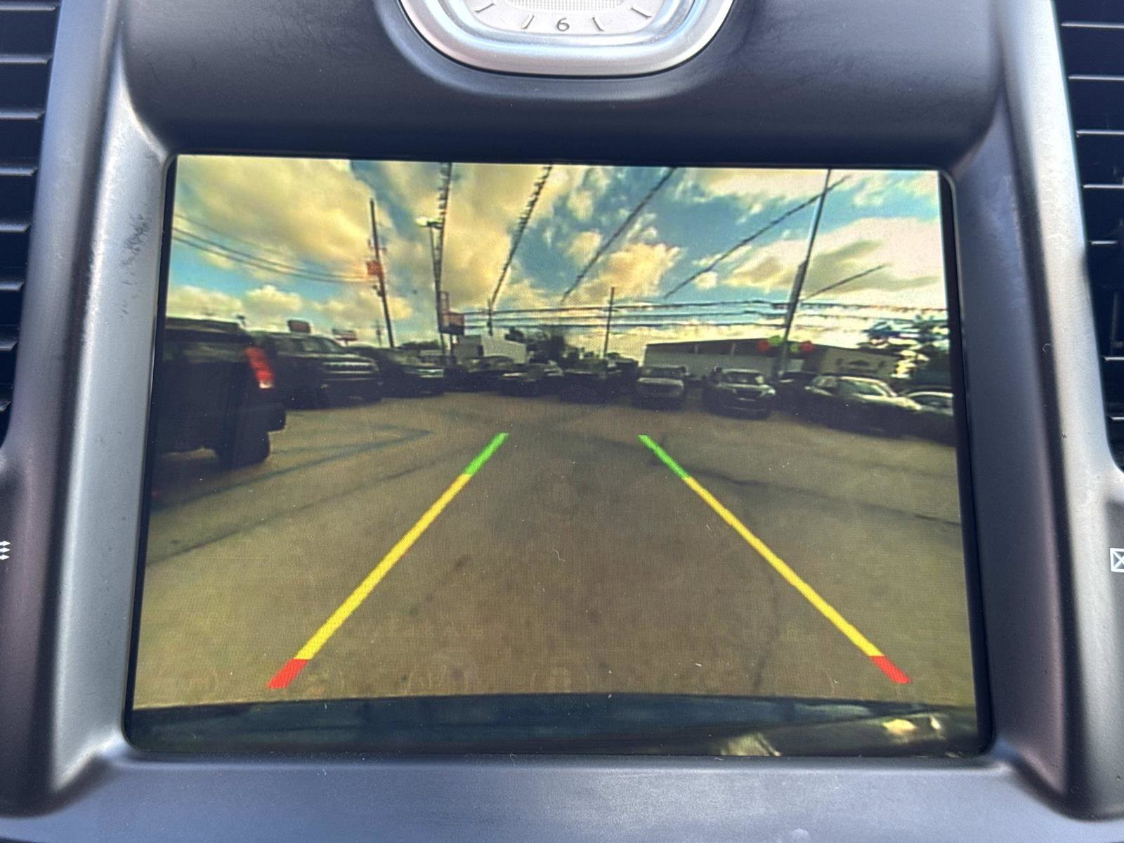 Certified 2023 Chrysler 300 Touring L w/ Popular Equipment Group image 25