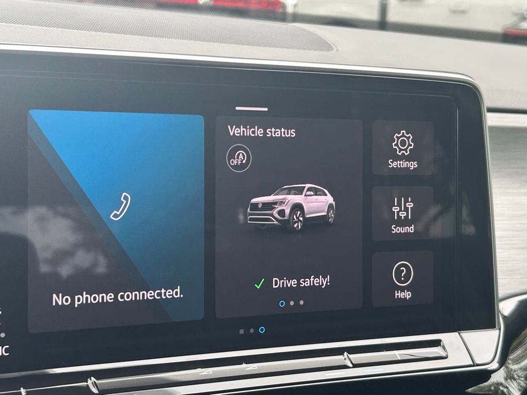 Certified 2024 Volkswagen Atlas Cross Sport SE image 17