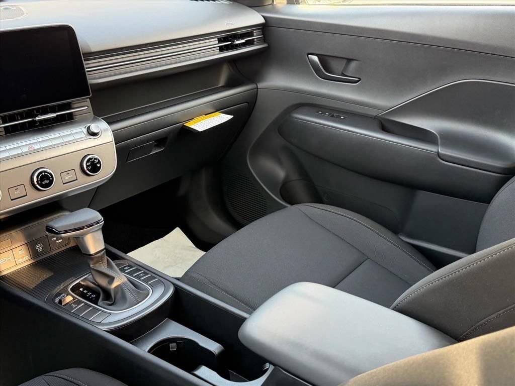 New 2026 Hyundai Kona SE AWD/4WD image 11