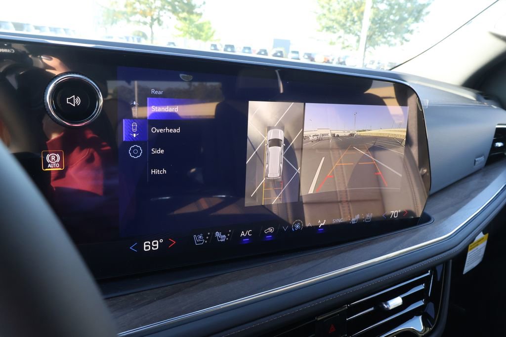 New 2026 Chevrolet Tahoe High Country w/ Sun And Tow Package image 29