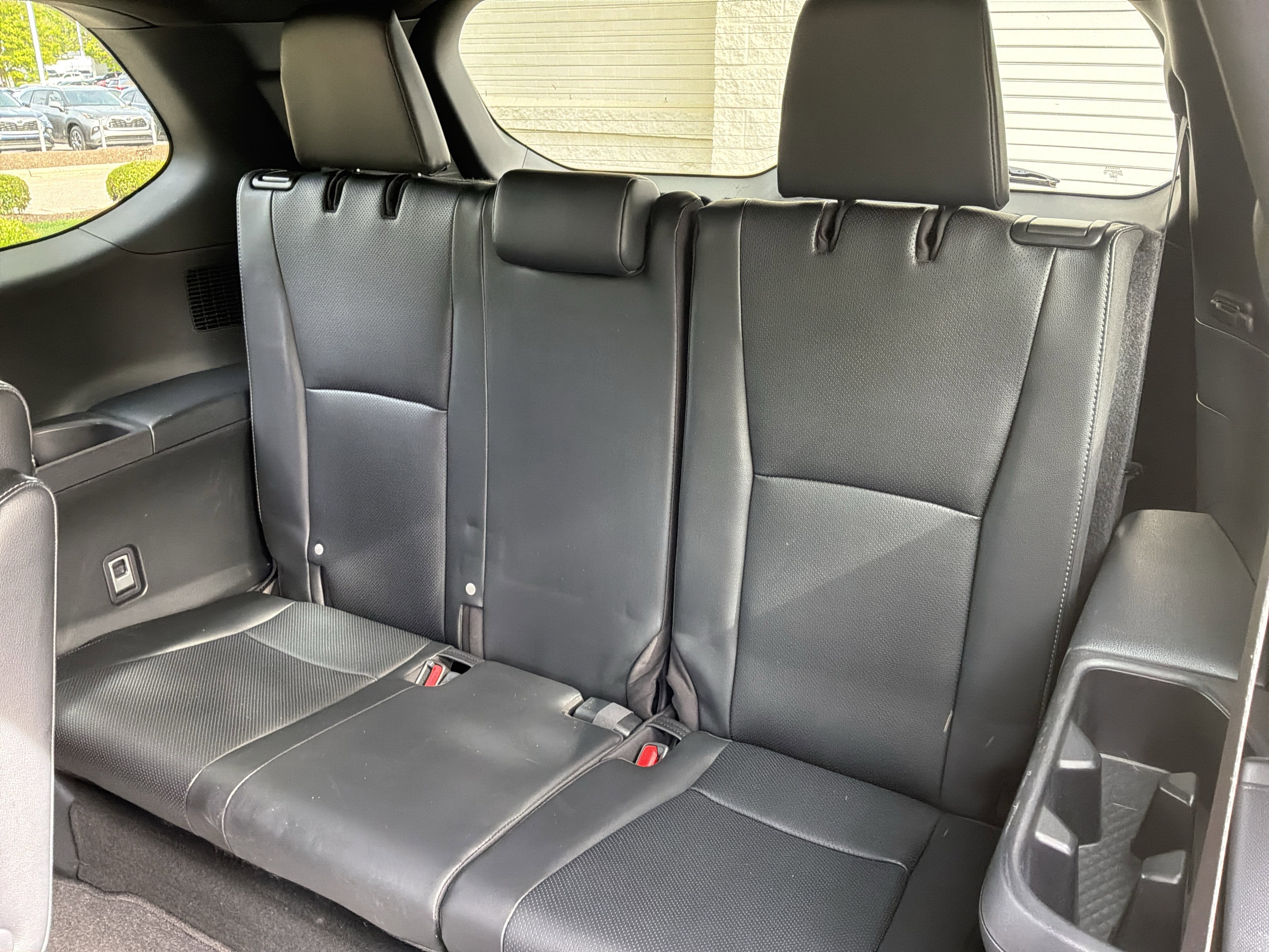 Used 2024 Toyota Grand Highlander AWD Hybrid image 32