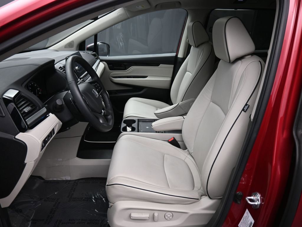Used 2025 Honda Odyssey Touring image 19