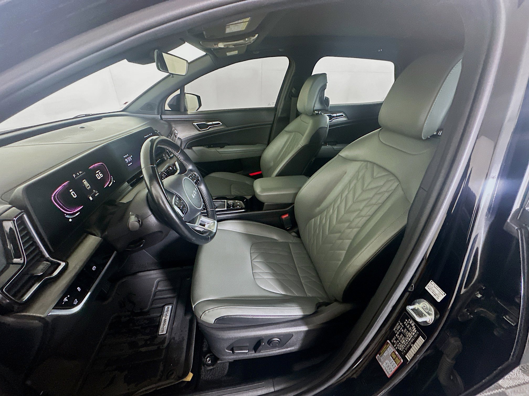 Used 2024 Kia Sportage X-Line w/ X-Line Premium Package image 13