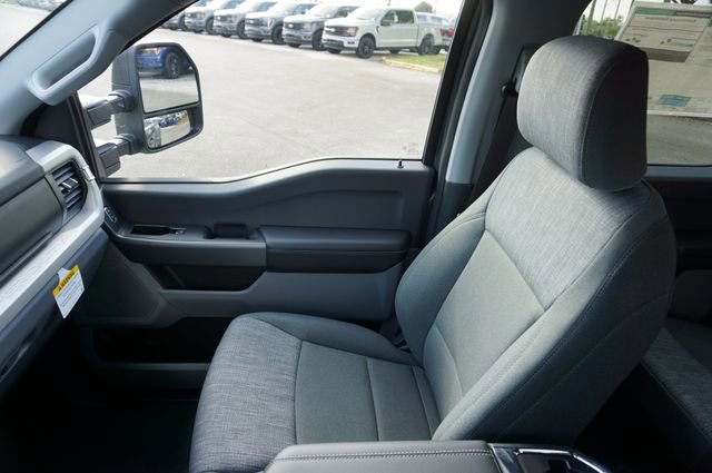 New 2026 Ford F450 XLT image 36